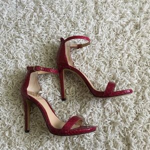Like new - Vince Camuto heels